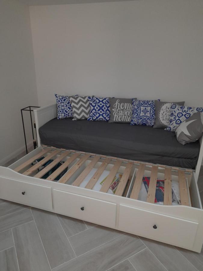 Suite City Center In Quiet Street & Airco Antwerpen Bagian luar foto