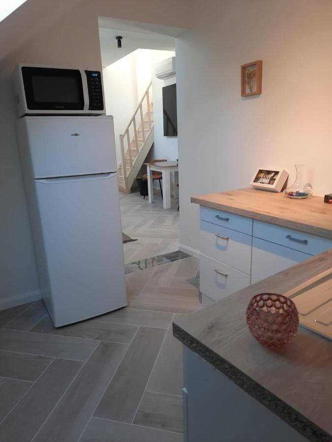 Suite City Center In Quiet Street & Airco Antwerpen Bagian luar foto